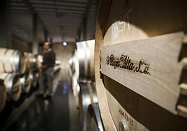 Interior de Bodegas La Rioja Alta, SA, en el barrio de la Estación de Haro.