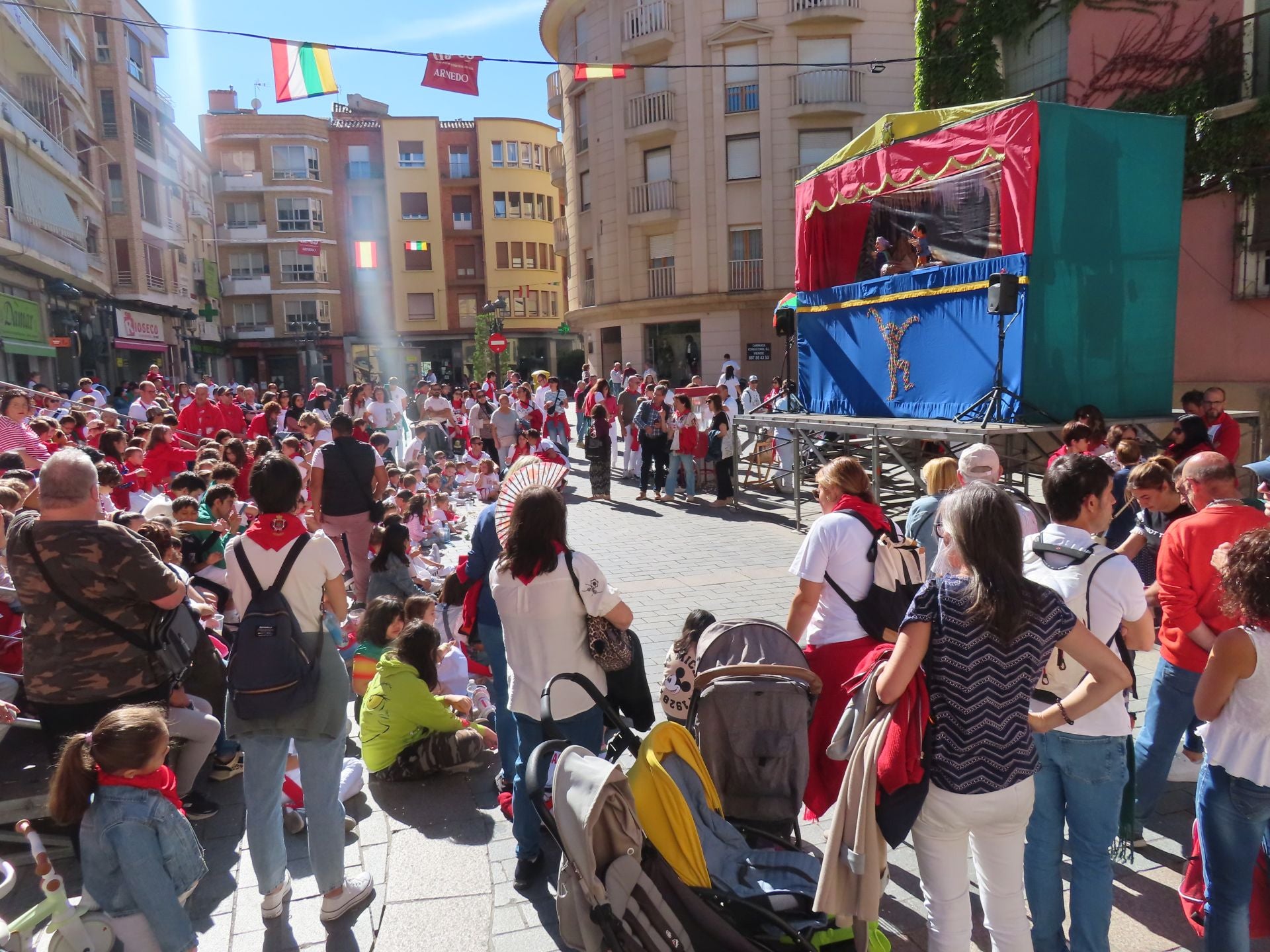 Arnedo disfruta de paellada, pasacalles y degustaciones en el cierre de sus fiestas