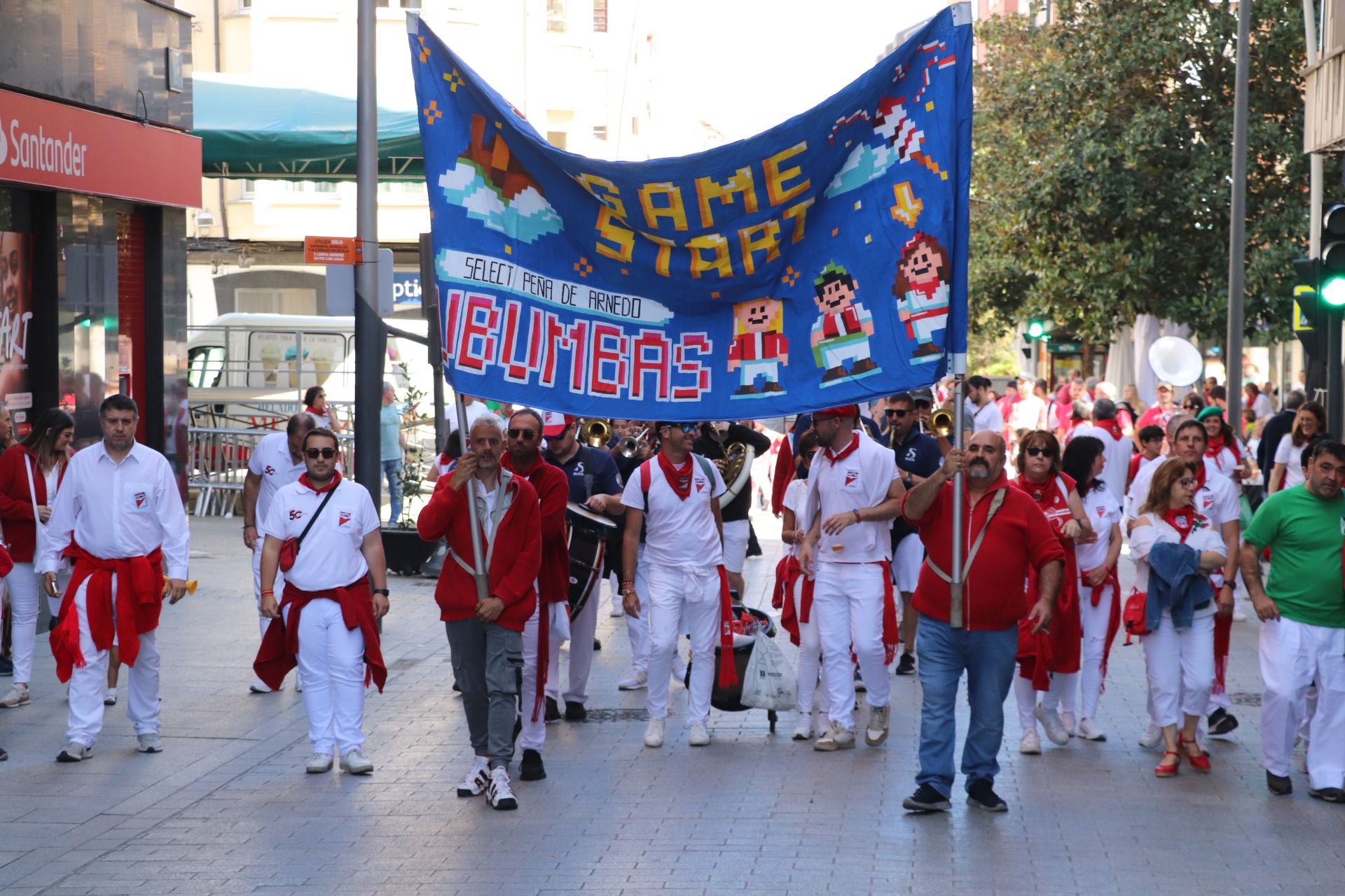 Arnedo disfruta de paellada, pasacalles y degustaciones en el cierre de sus fiestas