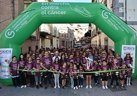 La segunda edición de la marcha contra el cáncer de Igea