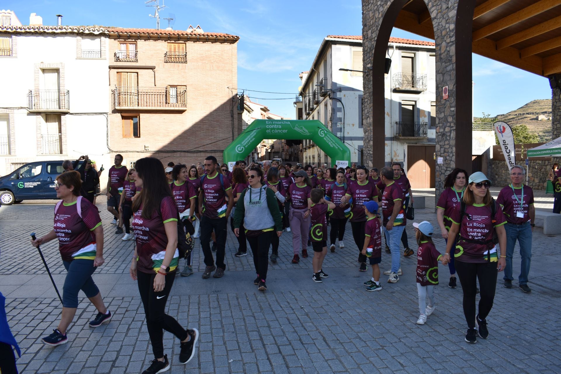 La segunda edición de la marcha contra el cáncer de Igea