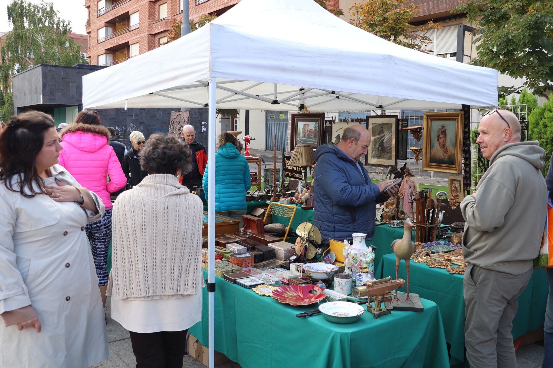 Las imágenes de la Feria de Antigüedades de Arnedo