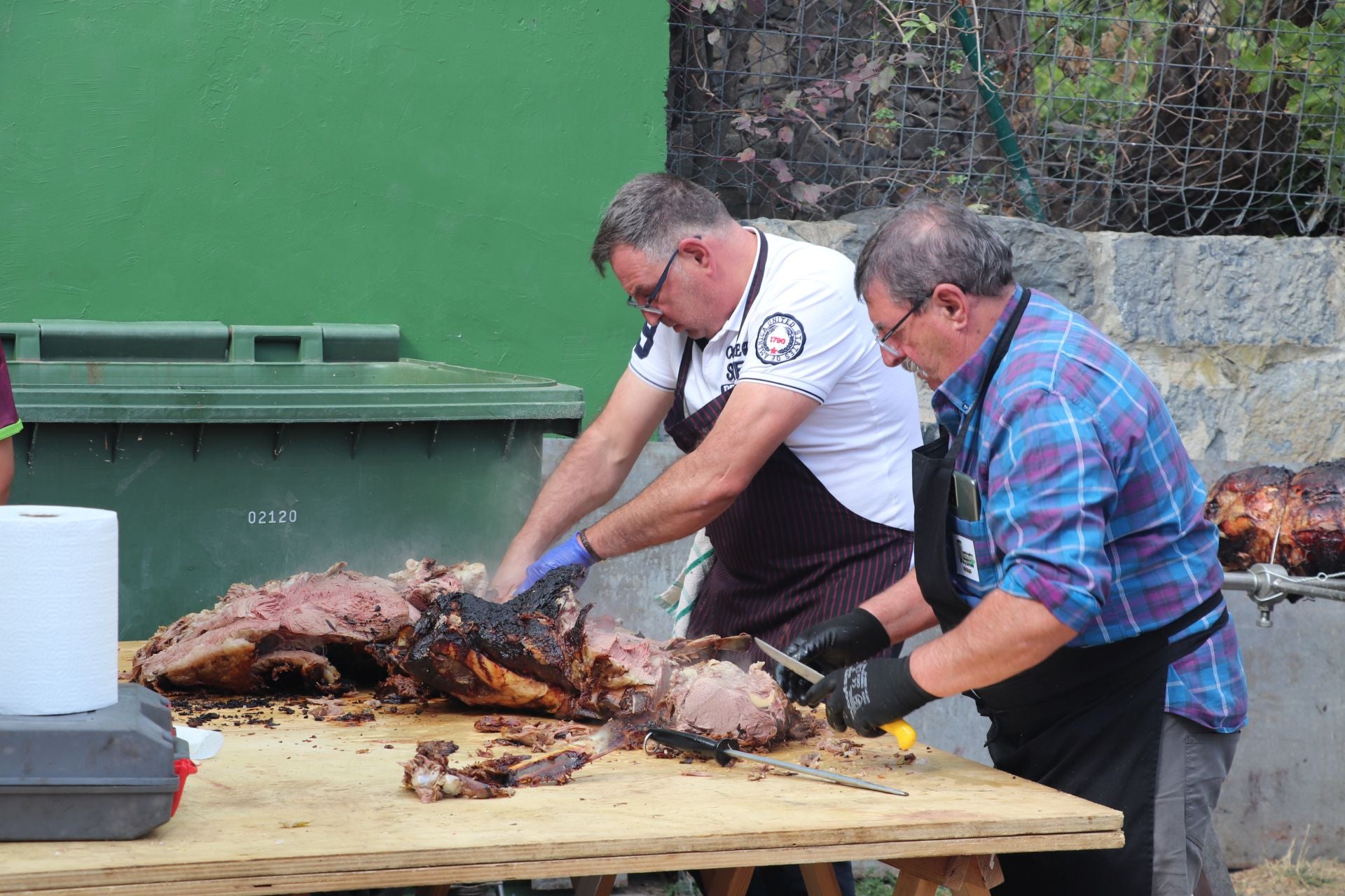 Las imágenes de la XXII Jornada de la Ternera Asada de Enciso