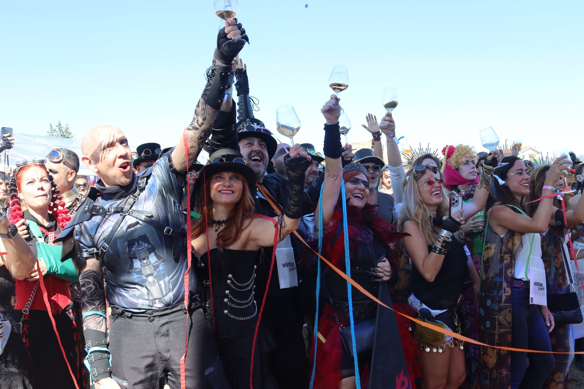 Disfraces, música y buen vino en el Vintae Wine Fest
