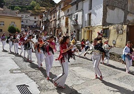 Actuación de la Gaita Mixta en las fiestas de San Gil de Cervera.