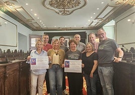 VencELA y AECC Haro recibieron un cheque del Tabanco Solidario