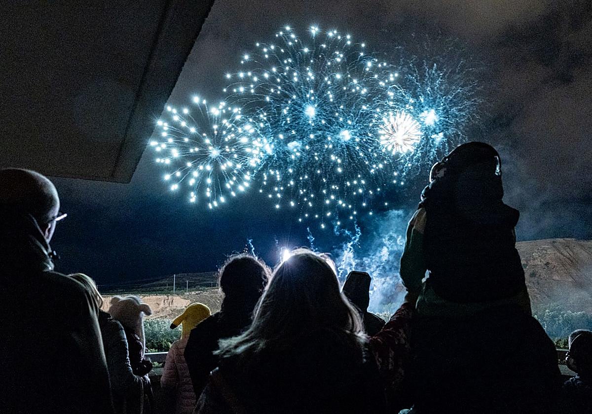 Los fuegos artificiales de las fiestas de Alfaro se lanzarán en la noche de este sábado