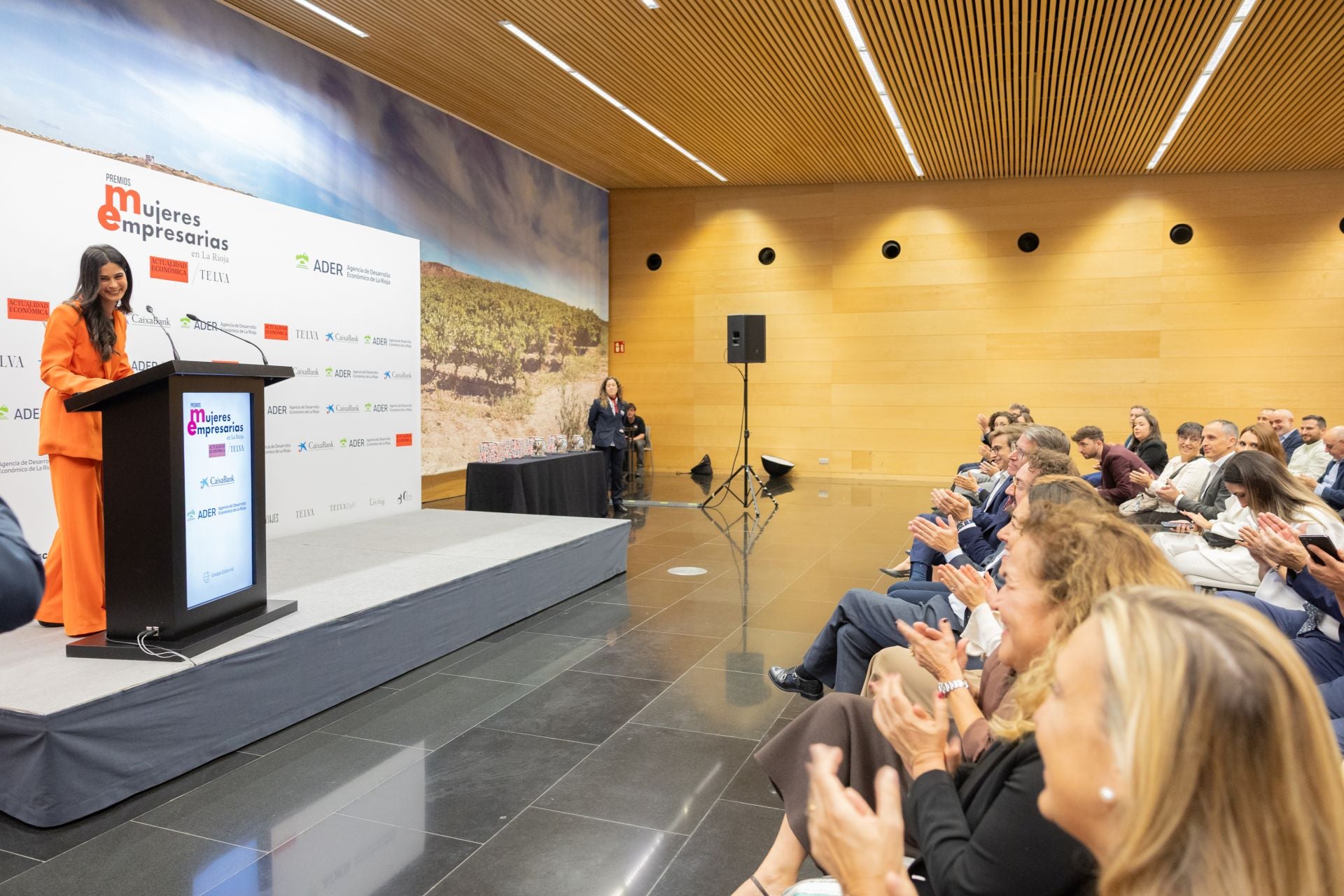 Actualidad Económica y TELVA premian a las Mujeres Empresarias en La Rioja