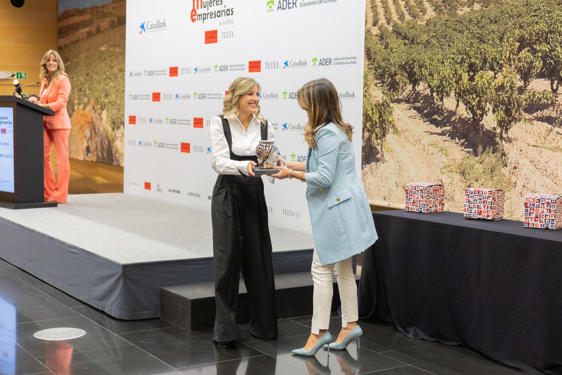 Actualidad Económica y TELVA premian a las Mujeres Empresarias en La Rioja
