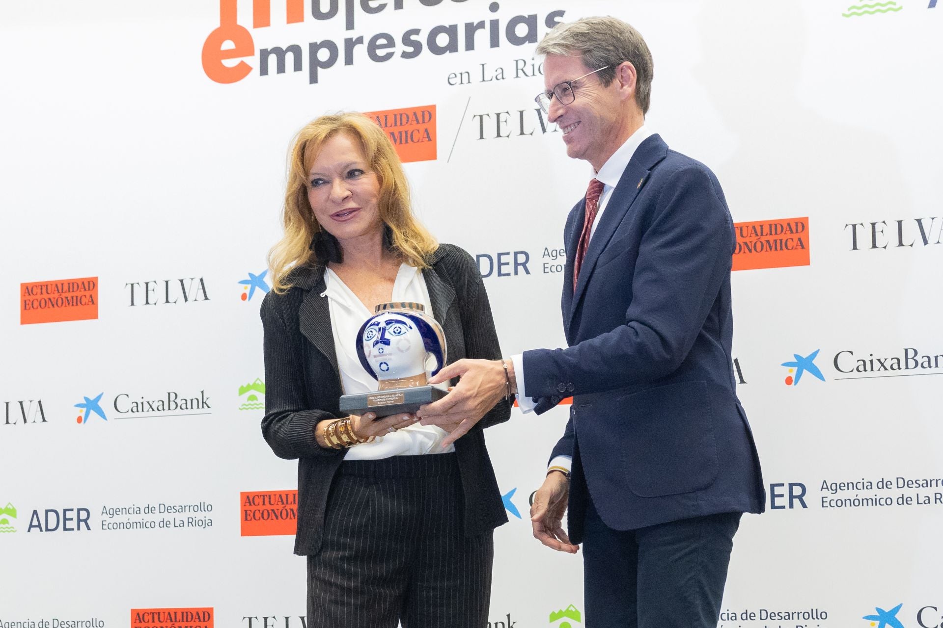Actualidad Económica y TELVA premian a las Mujeres Empresarias en La Rioja