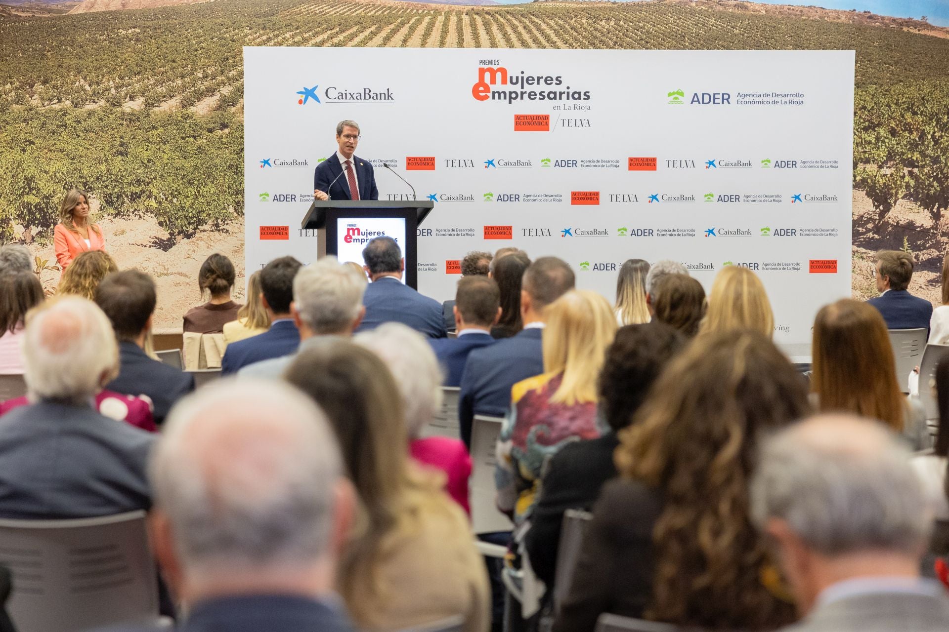 Actualidad Económica y TELVA premian a las Mujeres Empresarias en La Rioja