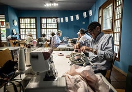 Imagen de un taller Repara y Reconecta