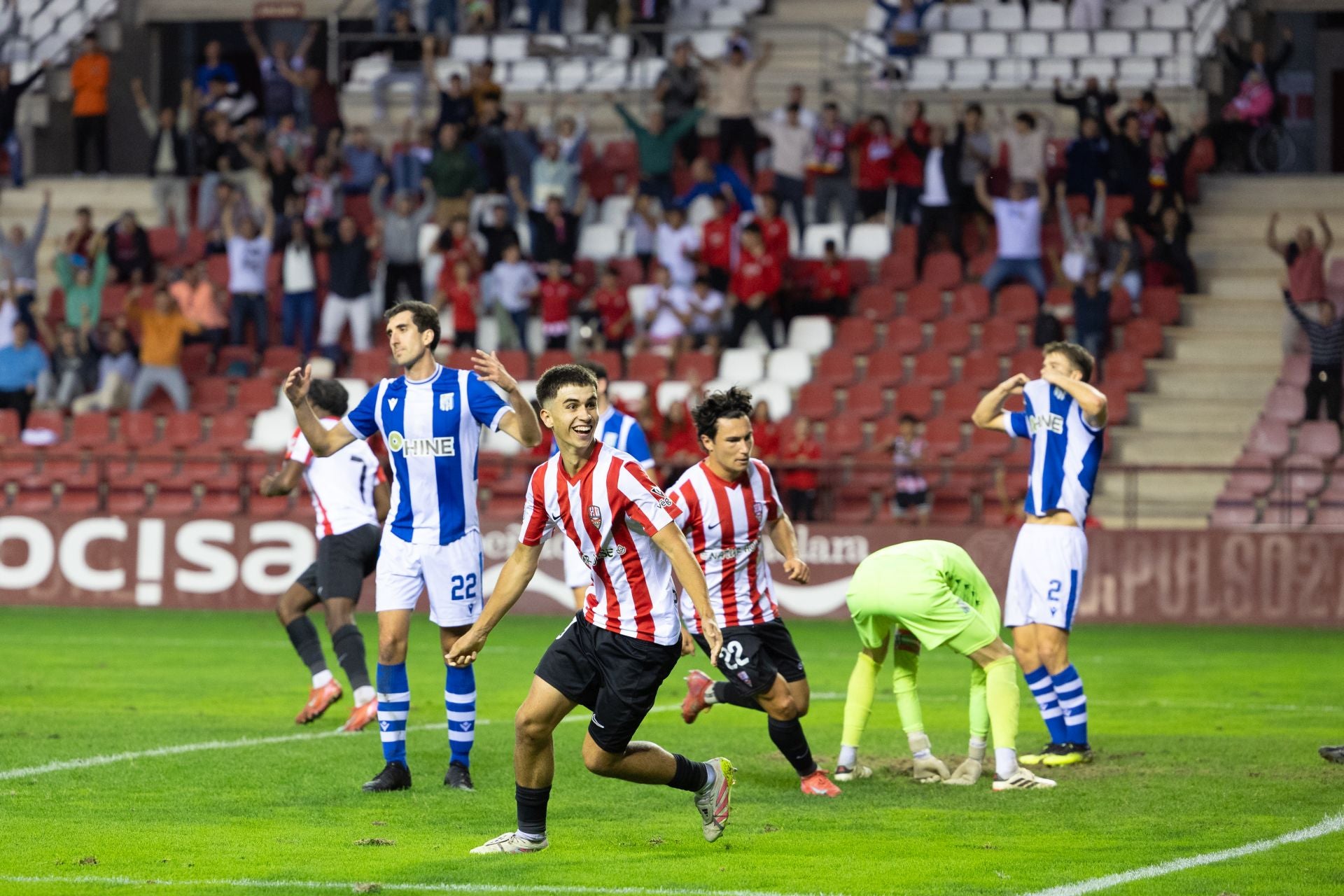 La UD Logroñés gana al Beasain en Las Gaunas
