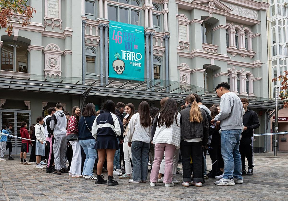 Teatro y coloquio sobre el cáncer para estudiantes riojanos en Logroño
