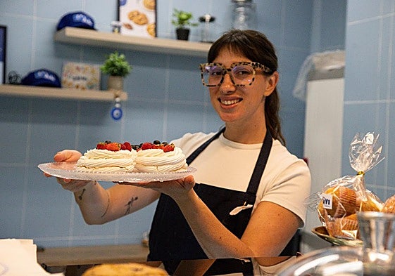 Lourdes Viel, con sus pavlovas.