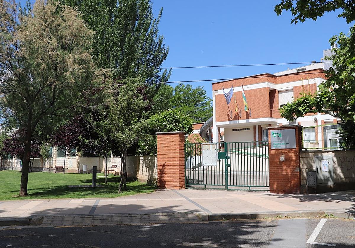 El Gobierno de La Rioja plantea ampliar plazas a través de dos módulos en el patio del centro.