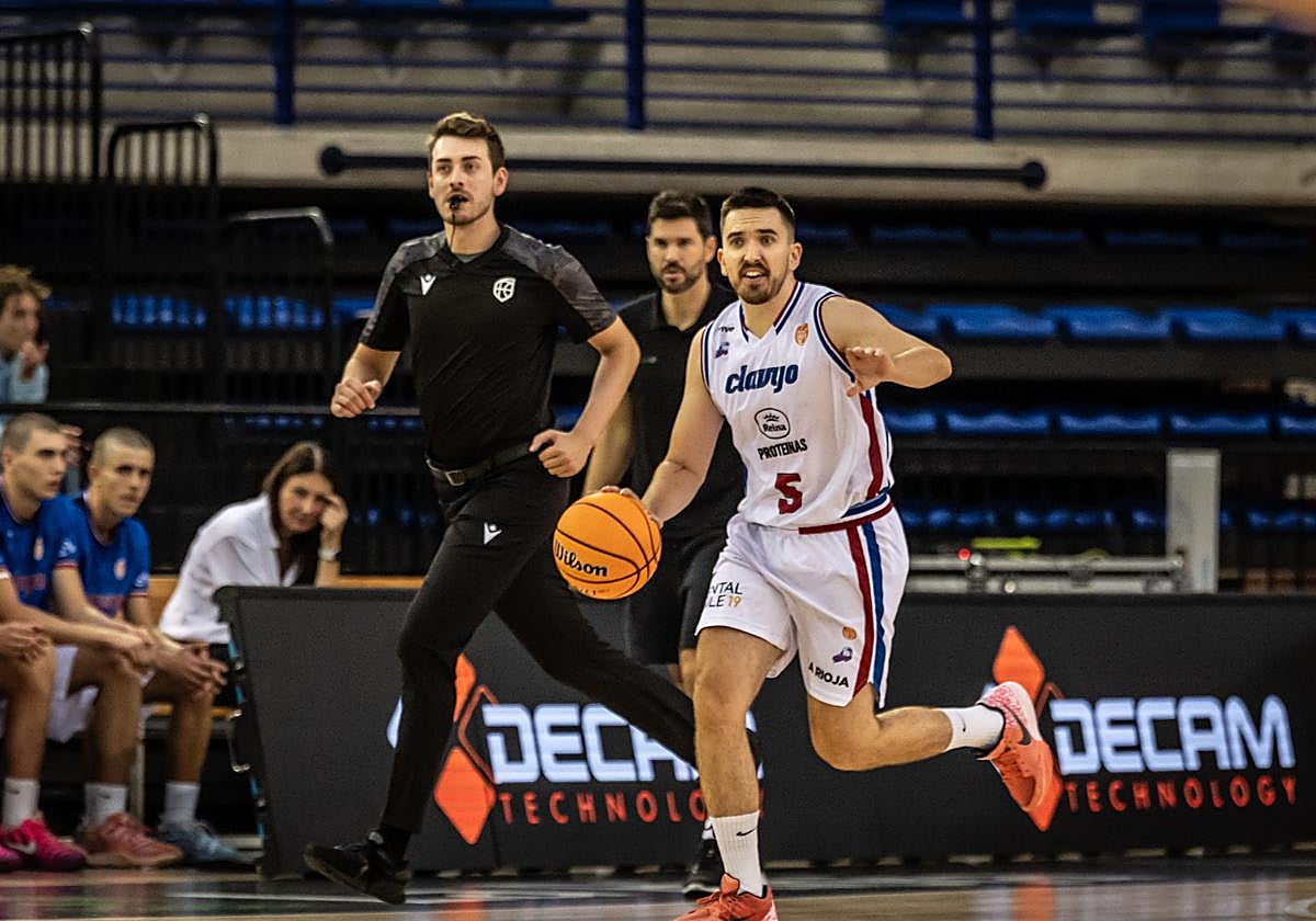 Miguel de Pablo dirige la ofensiva blanquiazul.