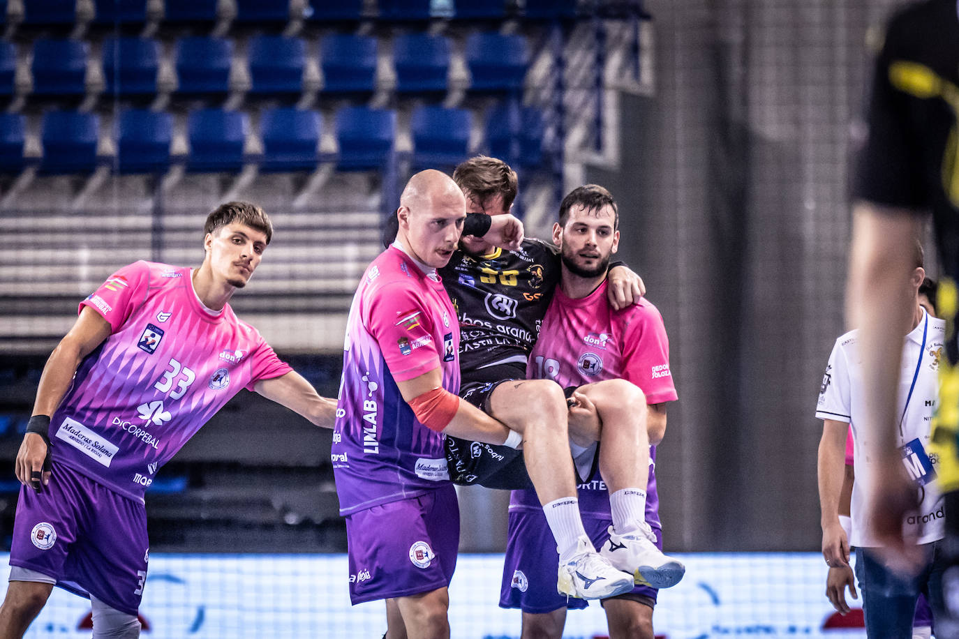 Las imágenes del encuentro Dicorpebal-Villa de Aranda