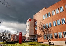 Un escape room con el Grupo de Teatro Crítico Universal (TECU) conmemora el Día de las Bibliotecas en la UR
