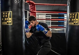 Gazi Khalidov, en uno de sus entrenamientos previos al campeonato de España de Semipesados.