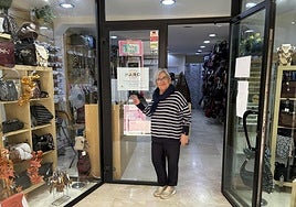 Susana B Complementos, de la calle Ventilla, es uno de los comercios adheridos.