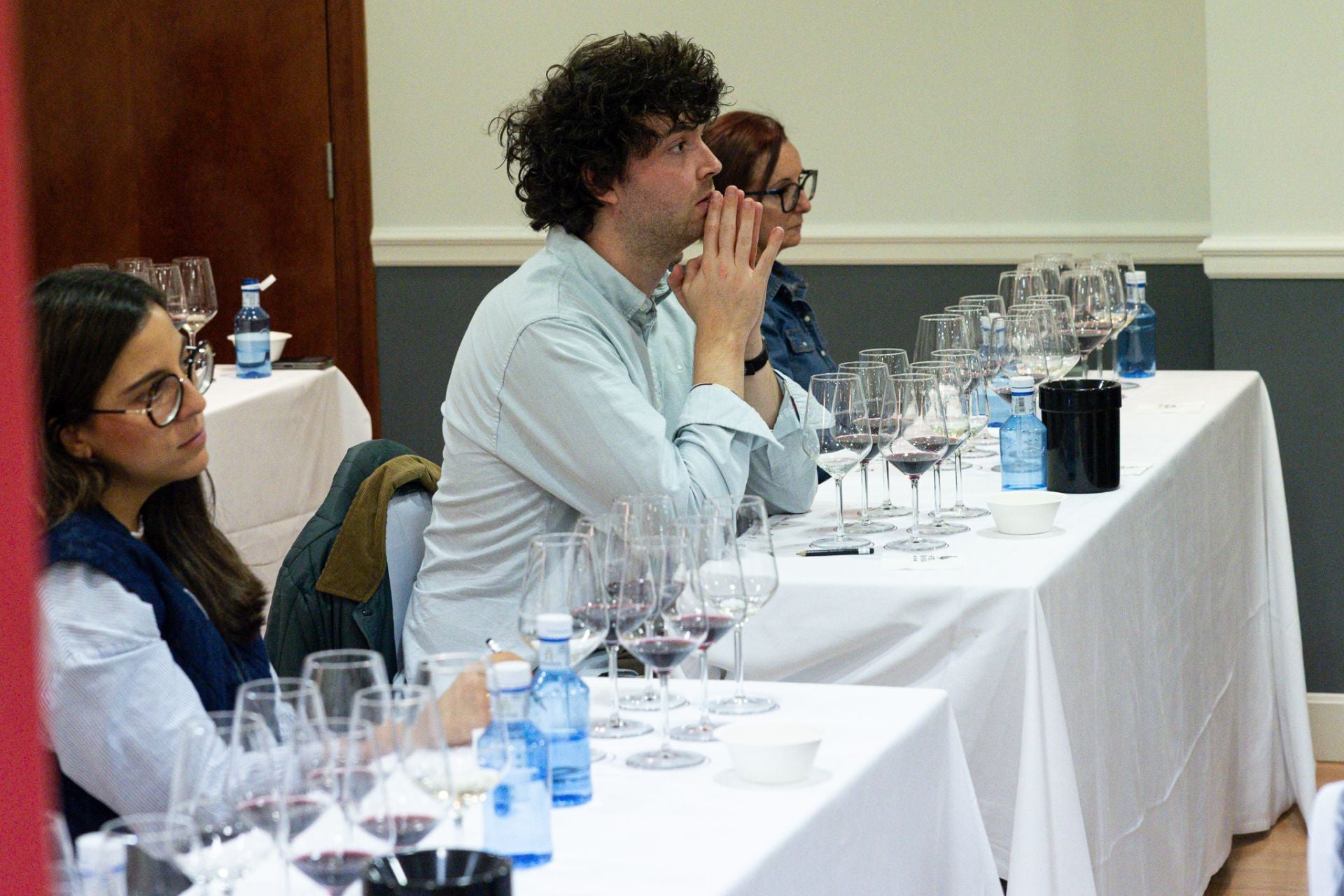 Las imágenes de la cata de Viticultores de Lapuebla