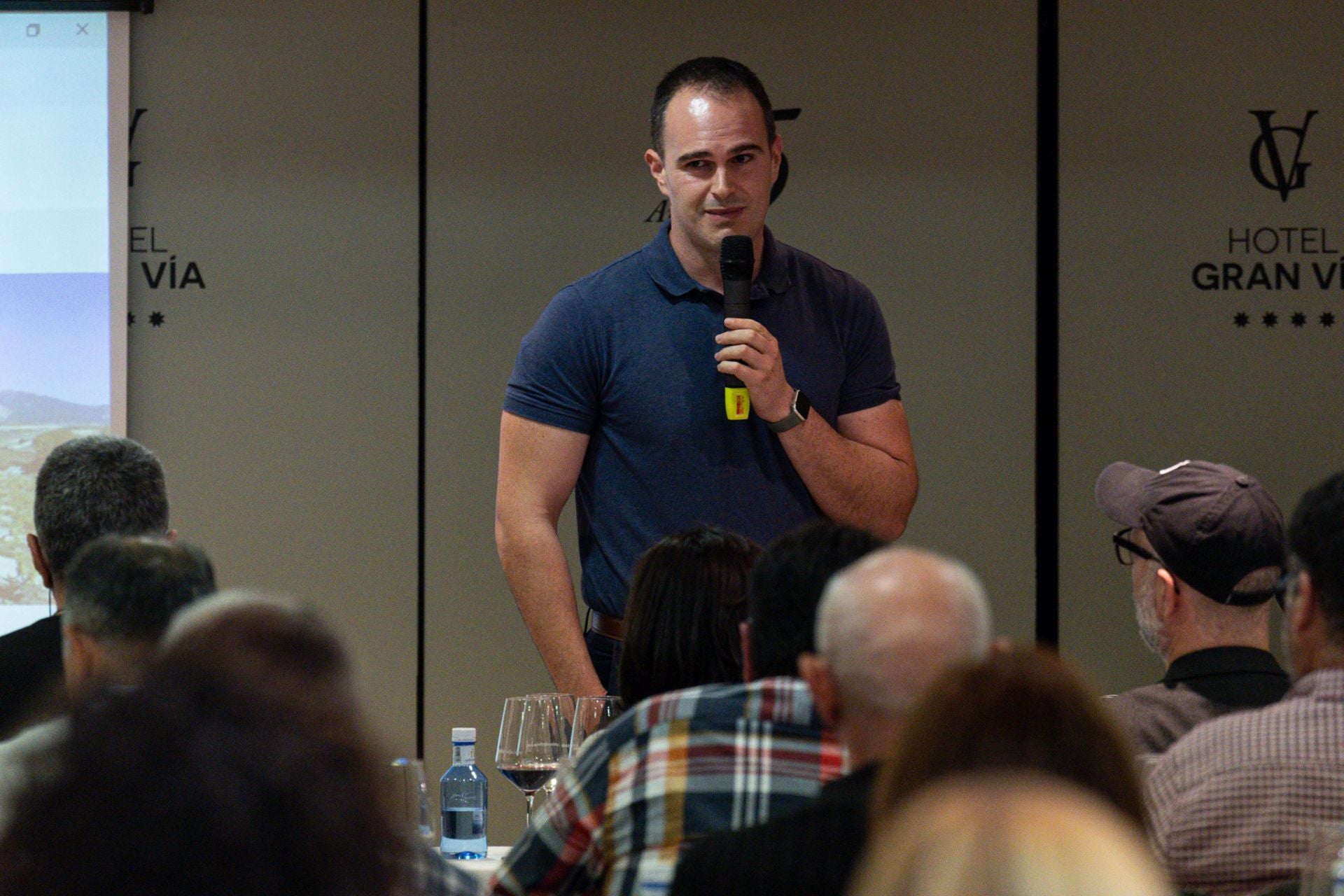 Las imágenes de la cata de Viticultores de Lapuebla