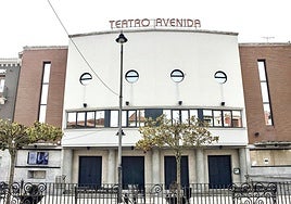 El Teatro Avenida, sede de la mayor parte de la programación.