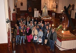 Belenistas ayer en el Museo de Pasos de Calahorra.