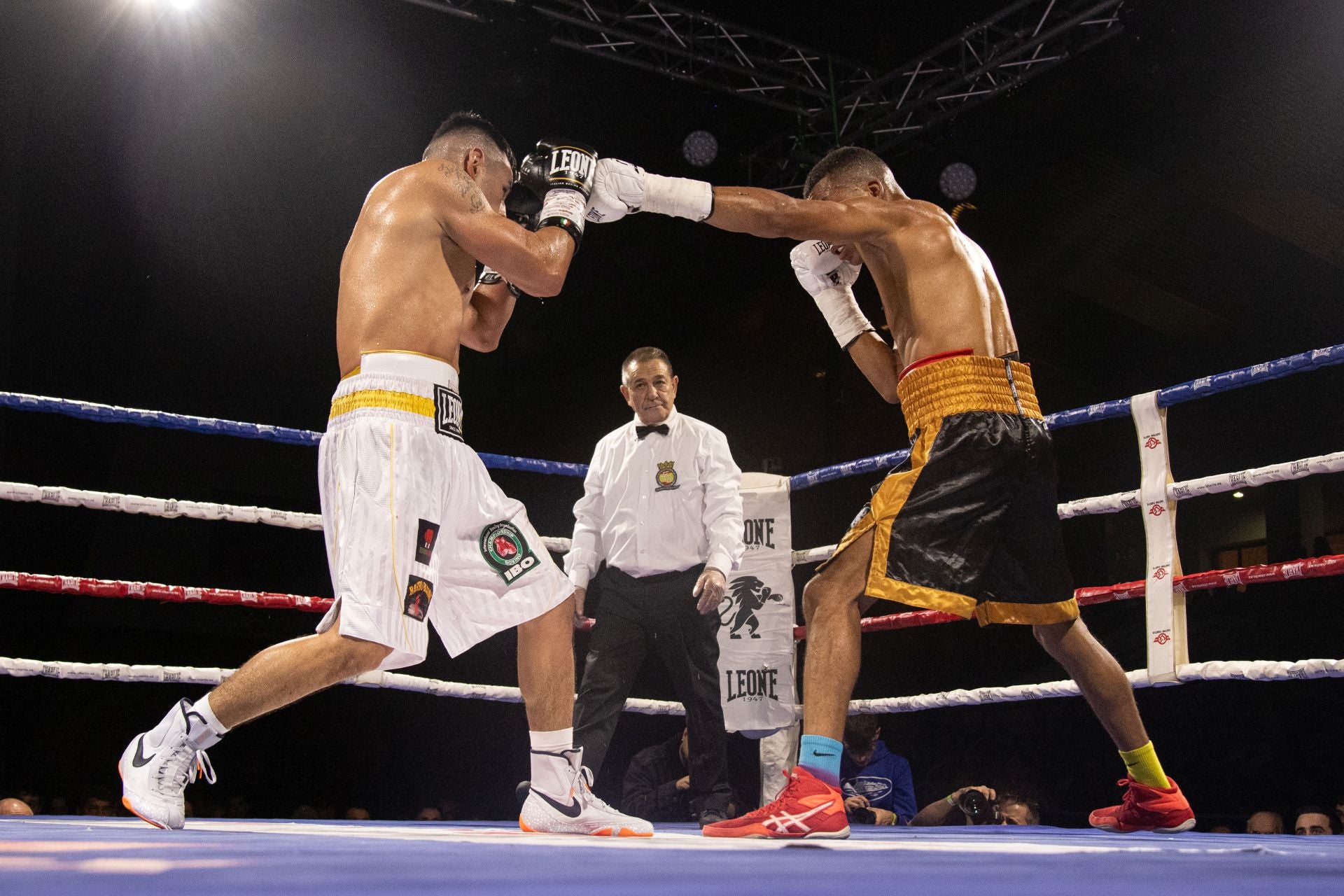 Las imágenes del combate de Gazi Kalidov