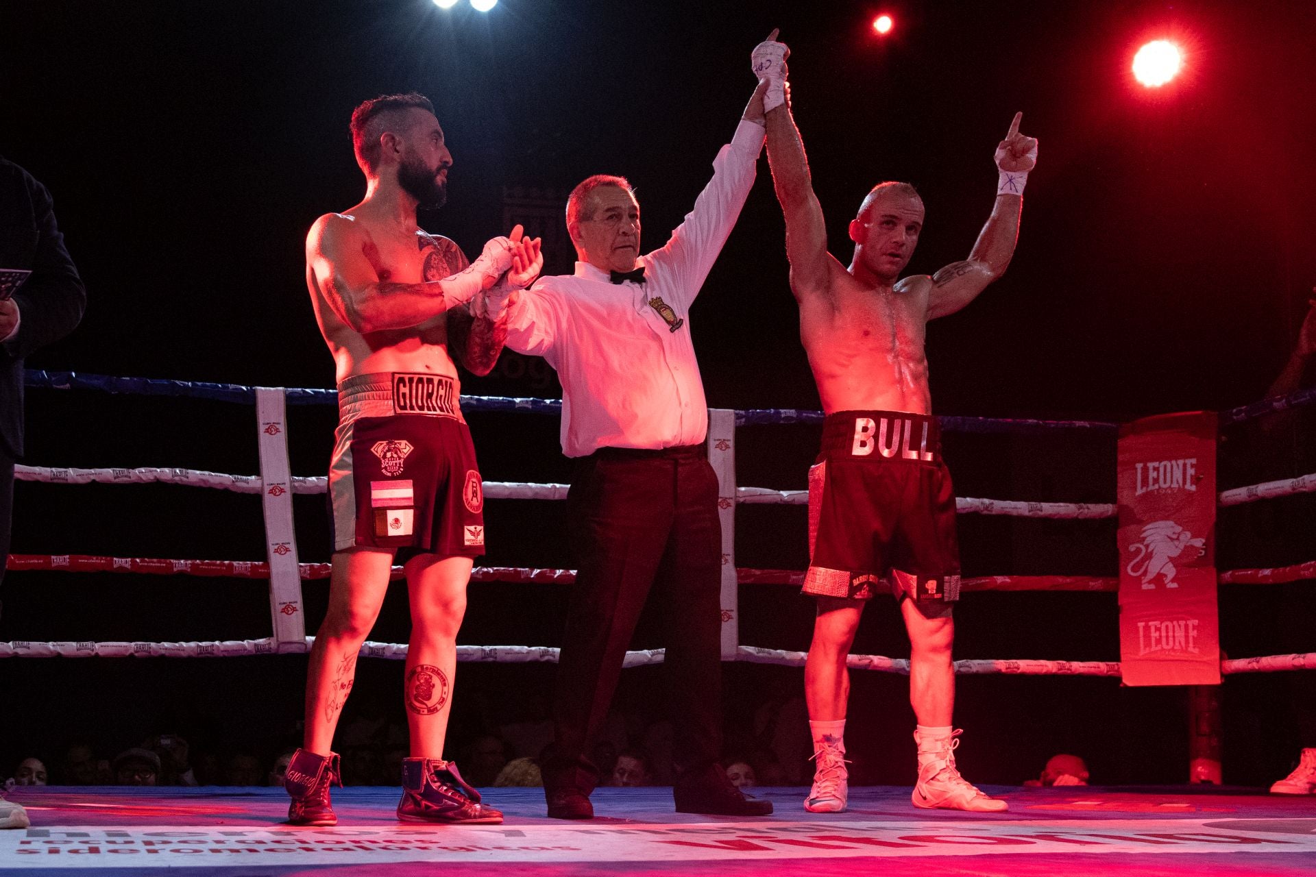 Las imágenes del combate de Gazi Kalidov