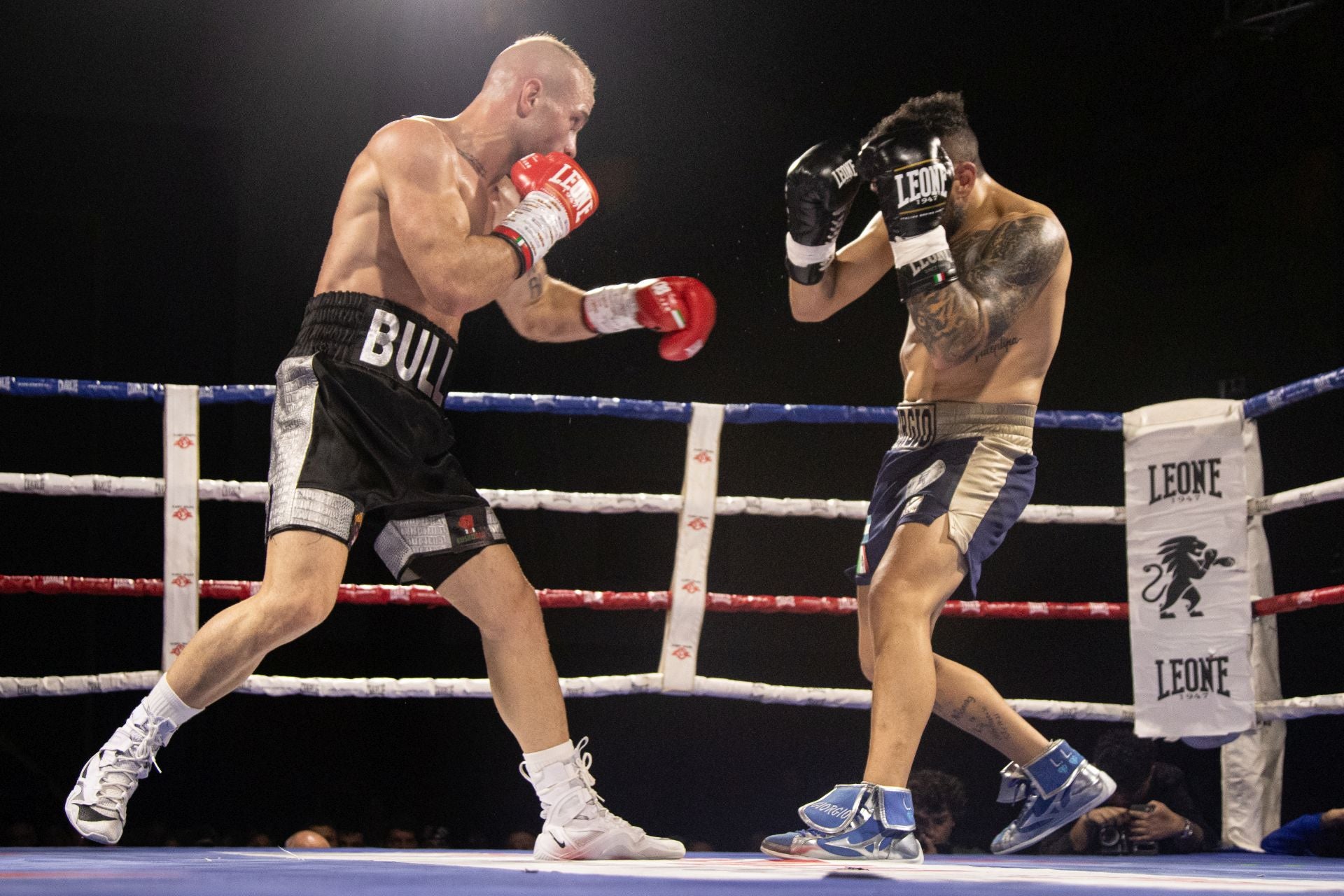 Las imágenes del combate de Gazi Kalidov