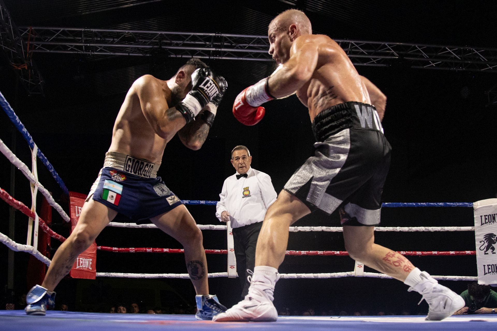 Las imágenes del combate de Gazi Kalidov