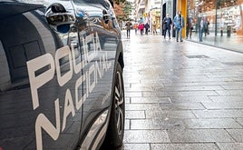 Un coche de Policía Nacional, en una imagen de archivo.