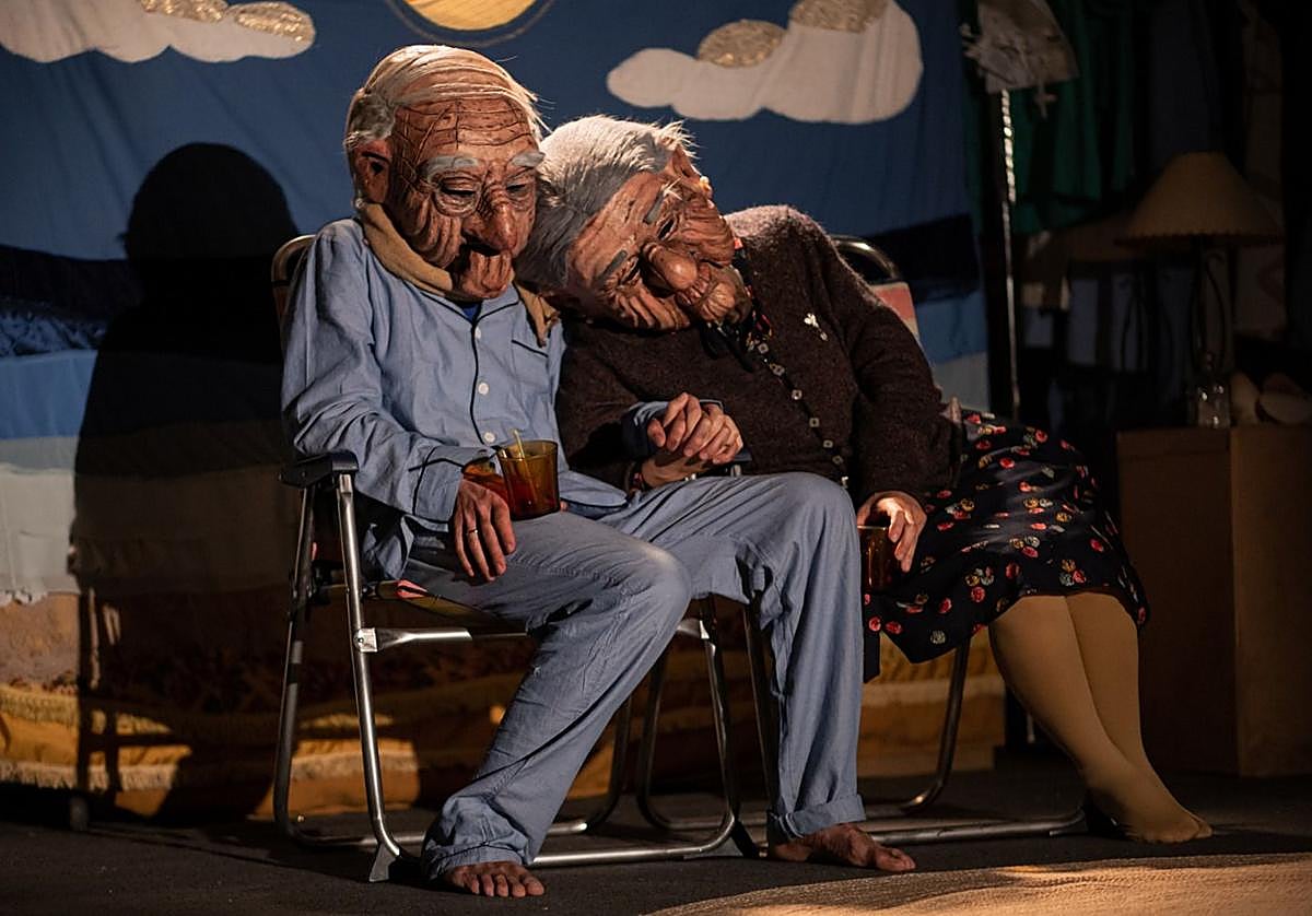 Las máscaras de la obra 'Te regalo el sol' de Sapo Producciones que han sido robadas.