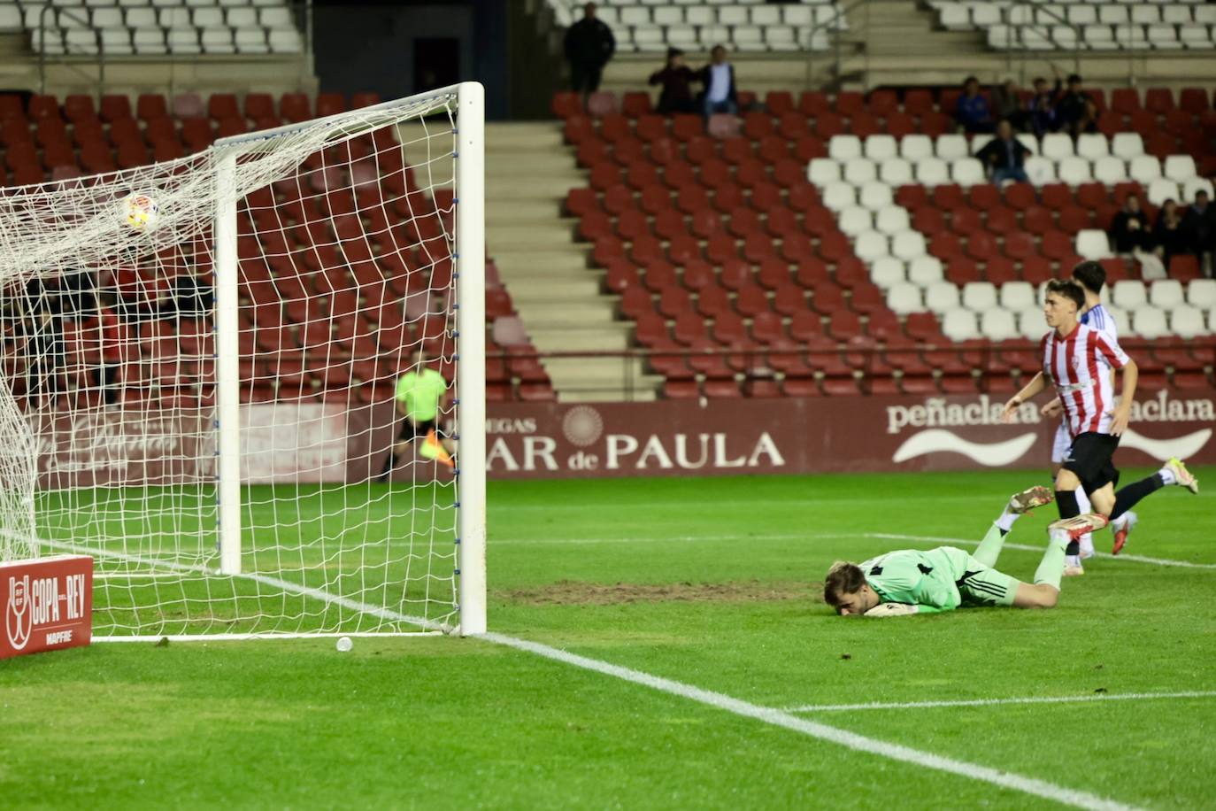 Las imágenes del encuentro UDL-Ponferradina