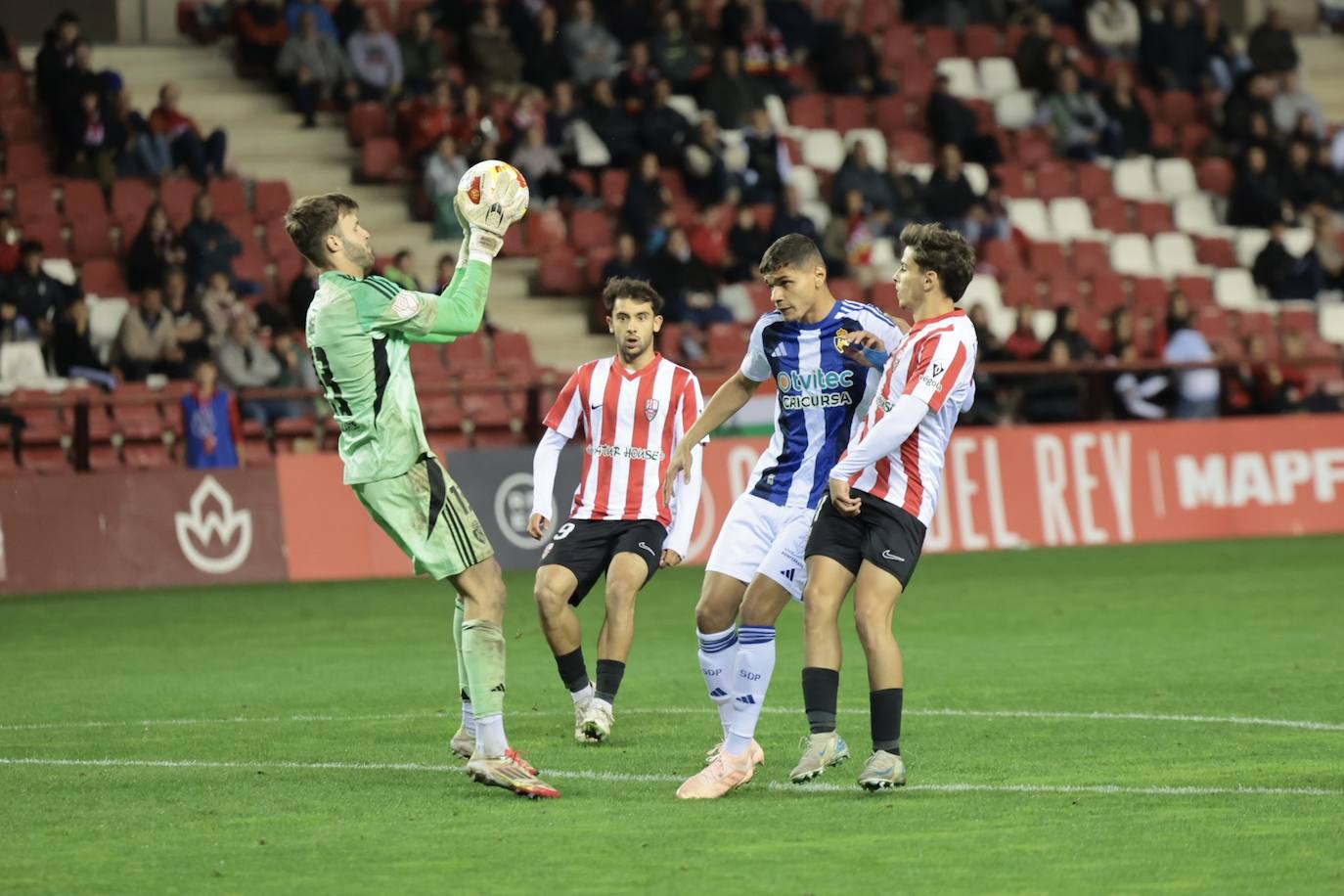 Las imágenes del encuentro UDL-Ponferradina