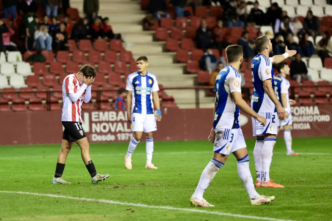 Las imágenes del encuentro UDL-Ponferradina