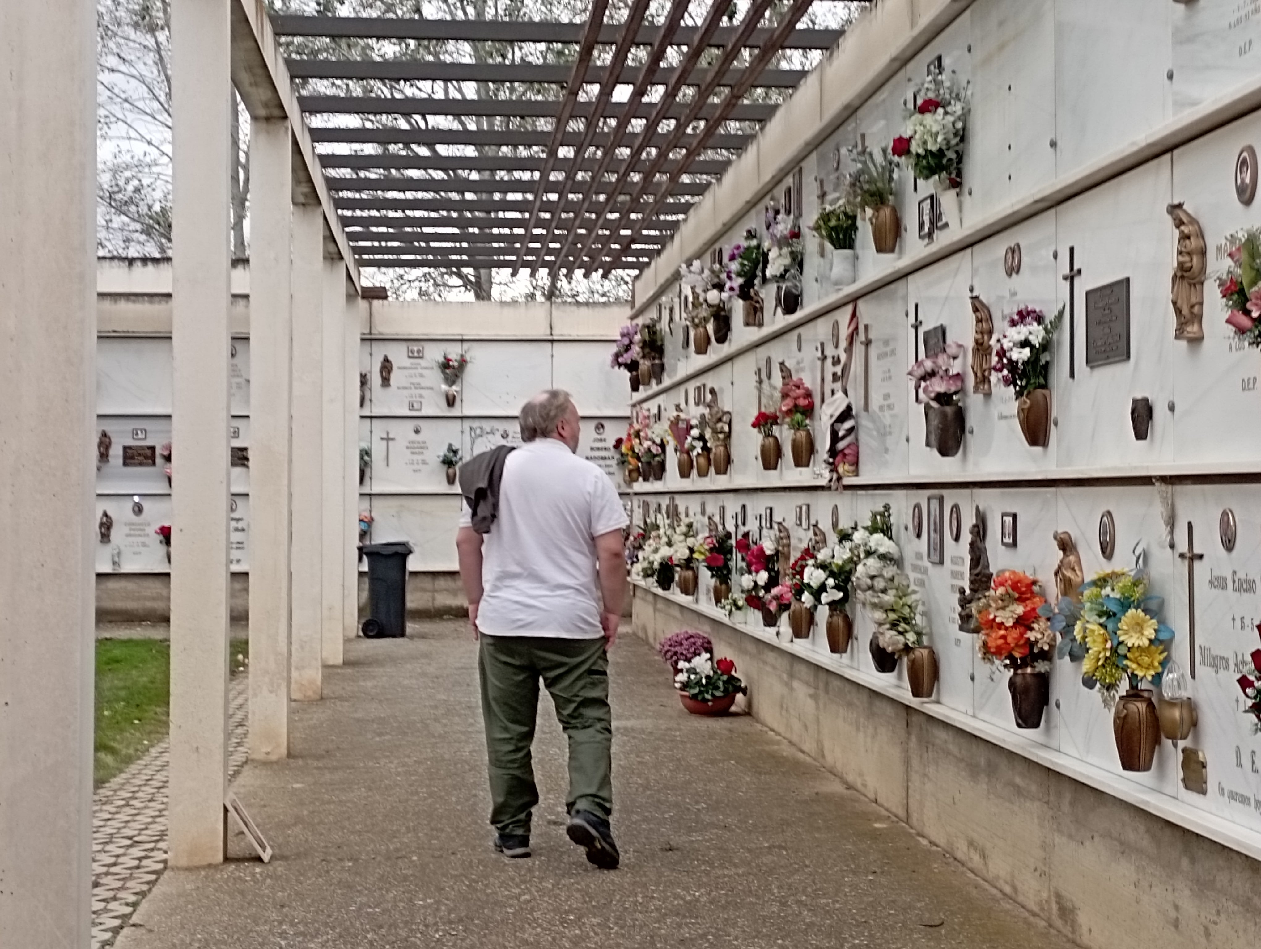 Los pueblos riojanos recuerdan a sus fallecidos