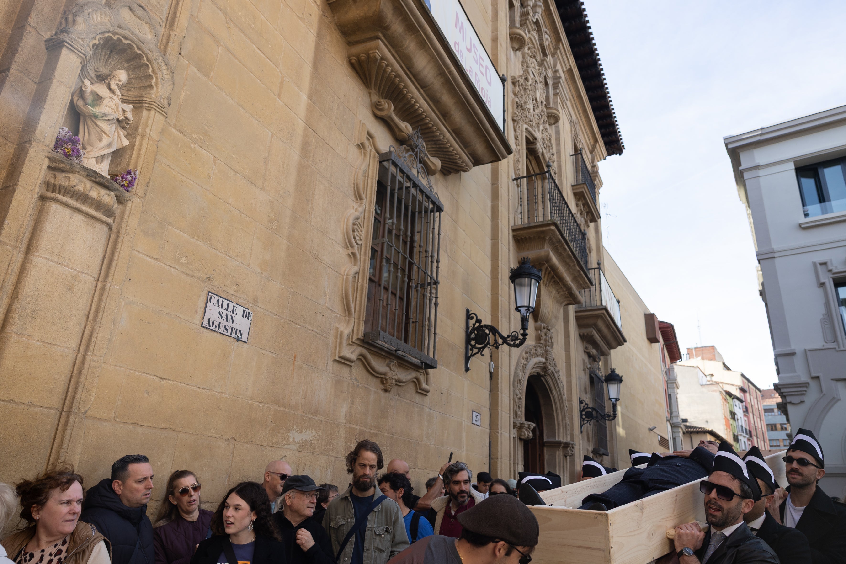 Riojazz recrea un funeral en Nueva Orleans por las calles de Logroño