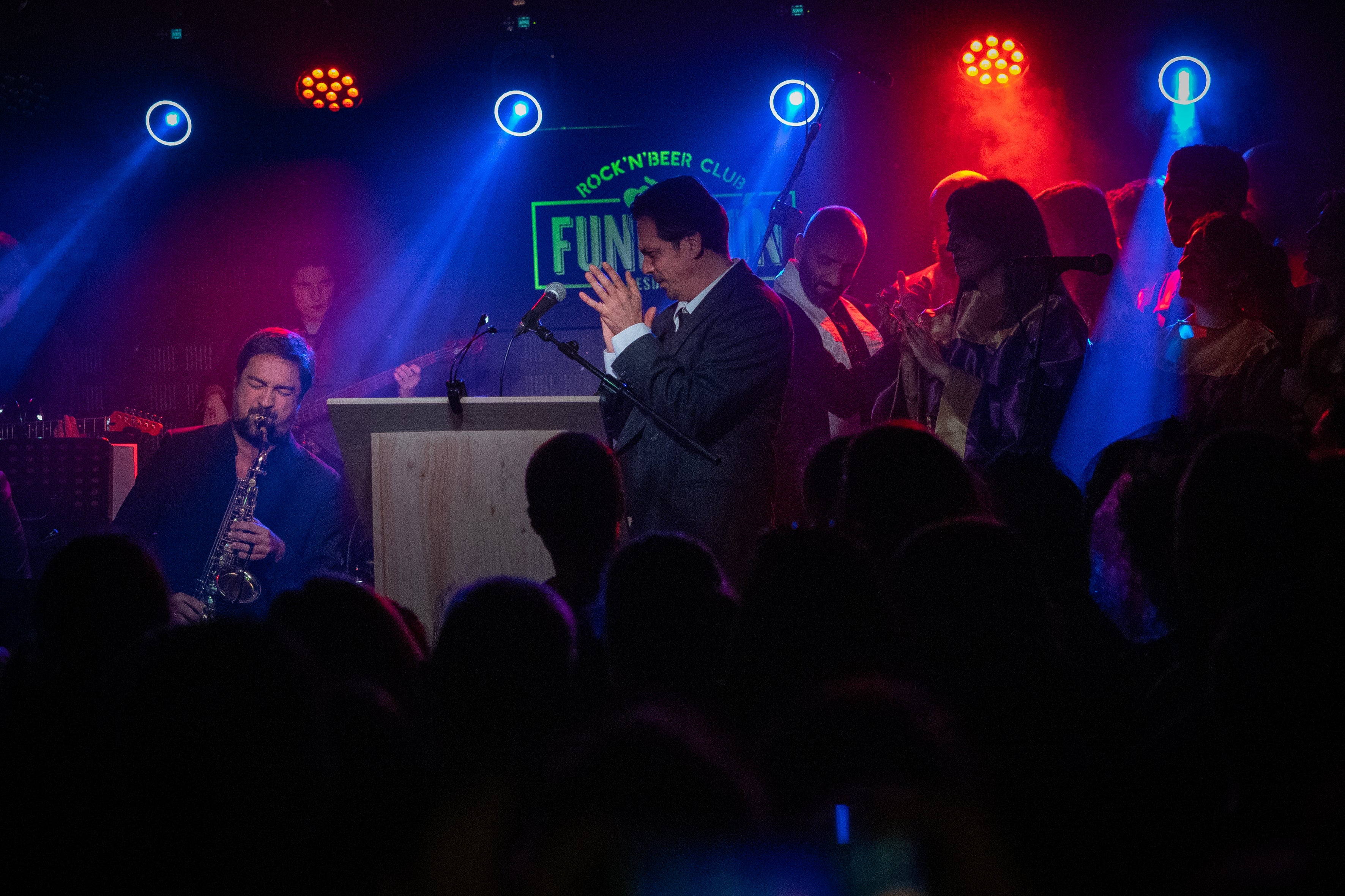 Riojazz recrea un funeral en Nueva Orleans por las calles de Logroño