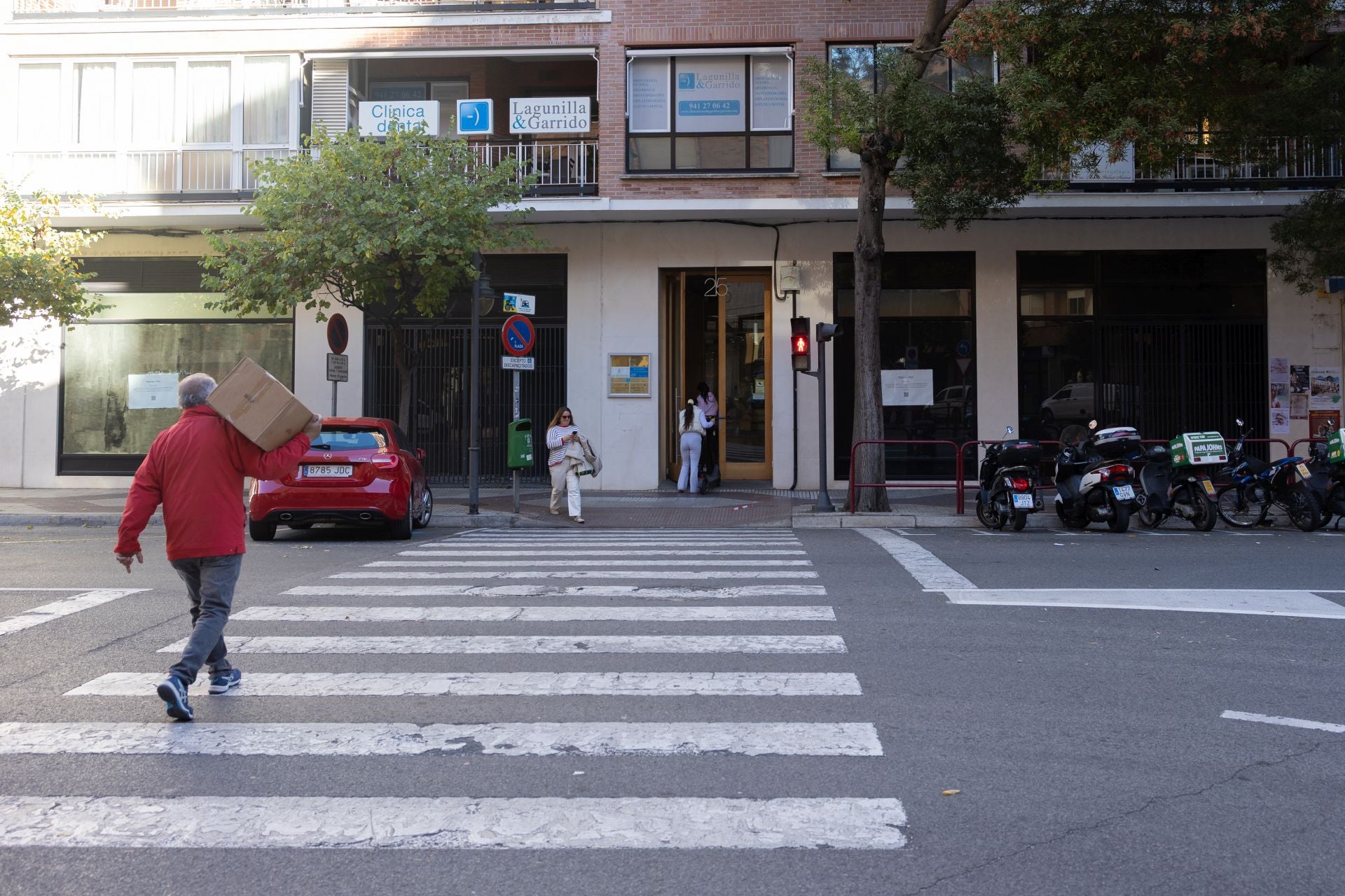 Mango Teen trabaja en su próxima apertura en San Antón en parte de lo que fue Massimo Dutti.