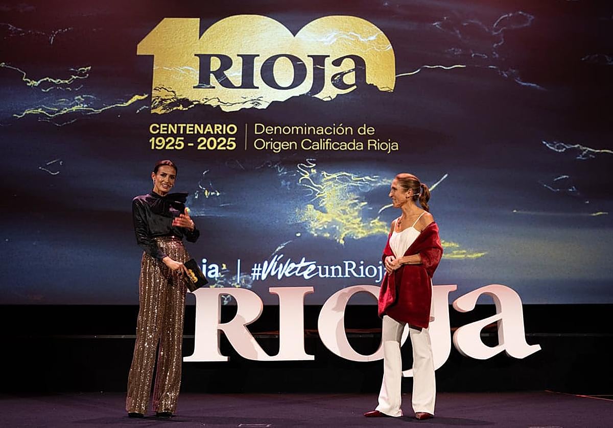 Nieves Álvarez y Raquel Pérez condujeron el acto en los Cines Callao de Madrid.