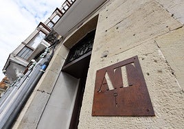 Portal de Logroño con viviendas de uso turístico.