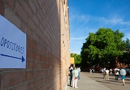 IES Cosme García, en donde se realizó la oposición el sábado.