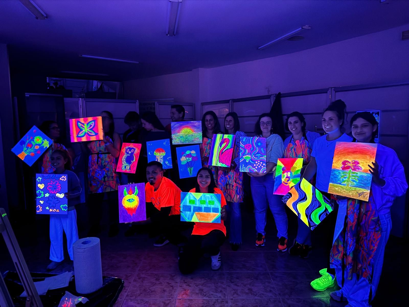 Taller de pintura flúor.