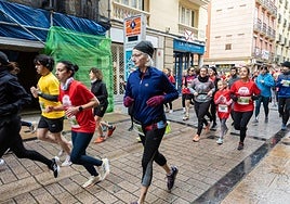 Participantes en una edición anterior de la Carrera Virgen de la Esperanza.
