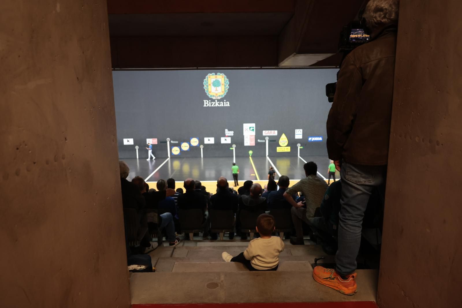 El ambiente durante la final del Cuatro y medio