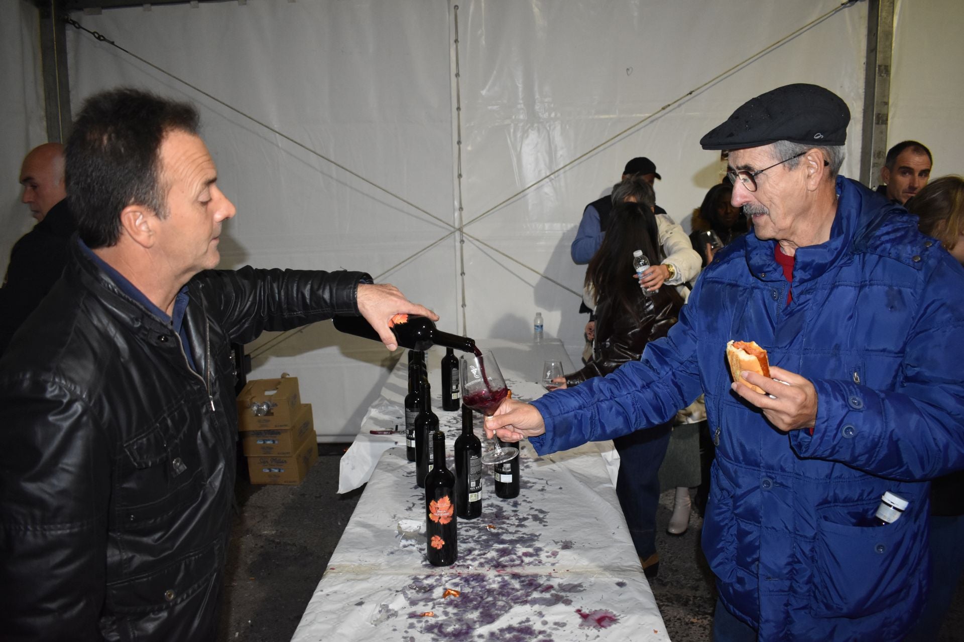 Las imágenes de la fiesta del &#039;Joven de Noviembre&#039; en Ausejo