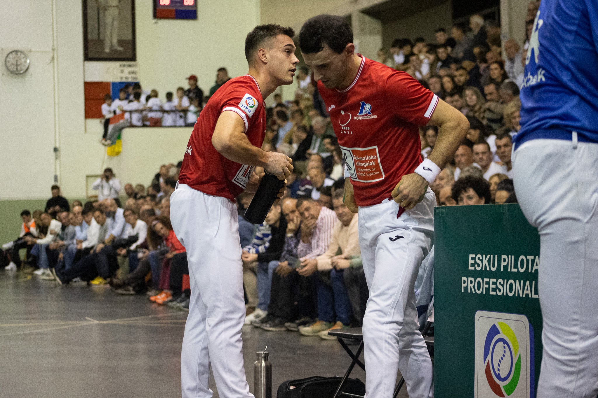 Las imágenes del debut de Carmelo Loza